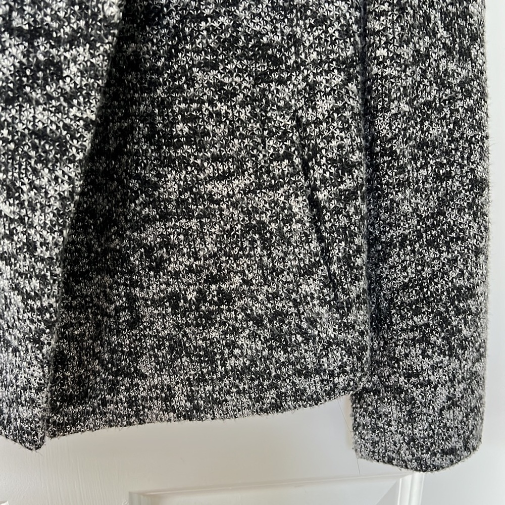 Ann Taylor short open sweater jacket - Picture 6 of 9